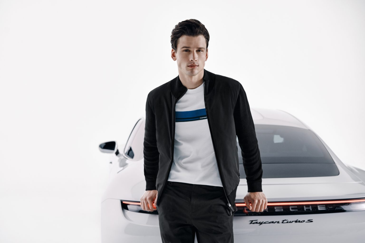 X boss. Hugo Boss Porsche. Куртка Порше босс. Porsche Boss костюм. Коллаборация Porsche.